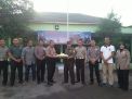 Polsek Kenjeran Berikan Kado Spesial Untuk Koramil di HUT TNI Ke-74