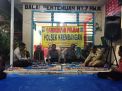 Wakapolsek Krembangan Cangkrukan Bersama Warga Dupak Bandarejo