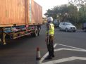 Satlantas Polres Tanjung Perak Gelar Pengaturan Sore Cegah Kemacetan