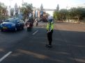 Satlantas Polres Tanjung Perak Lakukan Pengaturan Sore Bantu Pekerja Pulang