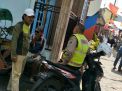 Babinkamtibmas Nyamplungan Sampaikan Pesan Tertib Berlalu Lintas