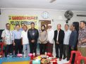 Kapolres Tanjung Perak Cangkrukan Bareng Warga Perak Barat