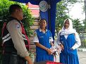 Babinkamtibmas Perak Utara Gelar Rabu Narsis di SMA Barunawati