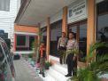 Polsek Kenjeran Lakukan Pengecekan Logistik Pemilu di Kantor Kecamatan Bulak