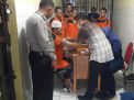 Pantau Kesehatan Tahanan, Urkes Polres Tanjung Perak Lakukan Pengecekan Setiap Jumat