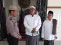 Babinkamtibmas Takal Kedinding Gelar Jumat Darling ke Masjid Al Amanah