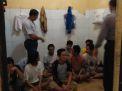Antisipasi Tahanan Sakit, Polsek Asemrowo Lakukan Cek Rutin Pagi & Malam