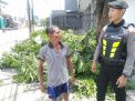 Patroli Pemukiman, Satsabhara Polres Tanjung Perak Himbau Warga Untuk Waspada 3C