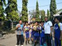 Kanit Binmas Polsek Asemrowo Olahraga Bersama Murid SDN Asemrowo I