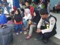 Satsabhara Polres Tanjung Perak Patroli Dialogis Bersama Calon Penumpang Kapal