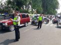 Cegah Kemacetan, Polsek Semampir Atur Lalu Lintas Sore di Sekitar Ampel