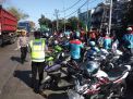Satsabhara & Satlantas Polres Tanjung Perak Lakukan Pengamanan Unjuk Rasa Karyawan Ekspedisi
