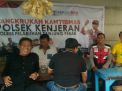 Sambang Tomas, Babinkamtibmas Sukolilo Baru Sosialisasikan SPKT Door To Door