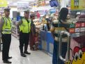Polsek Asemrowo Gelar Patroli Malam di Mini Market, Antisipasi Aksi 3C