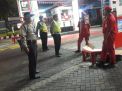 Polsek Pabean Cantikan Laksanakan Patroli di SPBU, Sampaikan Pesan Waspada Jambret