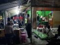 Polsek Pabean Cantikan Gelar Patroli Malam di Warkop, Sampaikan Himbauan Jaga Jarak