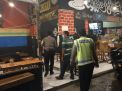 Polsek Kenjeran Bubarkan Pengunjung Warkop, Tegakkan Aturan PSBB