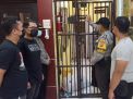 Cegah Tahanan Melarikan Diri, Polsek Asemrowo Lakukan Pengecekan Pagi & Malam