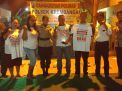 Kapolsek Krembangan Bagikan Kaos & Sarung di Acara Cangkrukan Kamtibmas