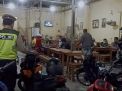 Polsek Asemrowo Bersama Anggota Gabungan Gelar Operasi Jam Malam di Warung & Toko