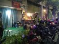 Polsek Krembangan Sasar Warung & PKL Dalam Operasi Jam Malam