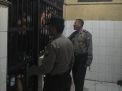 Polsek Kenjeran Gelar Apel Malam Lanjut Cek Tahanan