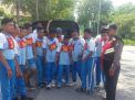 Babinkamtibmas Krembangan Utara Laksanakan Rabu Narsis di SMK KAL 2