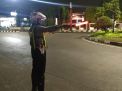 Satlantas Polres Tanjung Perak Lakukan Pengaturan Lalu Lintas Malam, Antisipasi Kecelakaan