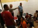 Polsek Asemrowo Pantau Kesehatan Tahanan Melalui Cek Rutin Setiap Pagi & Malam