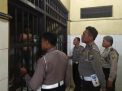 Polsek Kenjeran Cegah Tahanan Kabur Melalui Pengecekan Setiap Hari