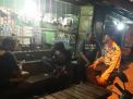 Babinkamtibmas Genting Kalianak Patroli Pemukiman, Sampaikan Pesan Waspada Orang Tak Dikenal
