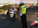 Satlantas Polres Tanjung Perak Rutin Pengaturan Pagi di Jalan Branjangan