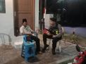 Satsabhara Polres Tanjung Perak Patroli Malam di Pemukiman, Sampaikan Waspada Orang Asing