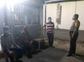 Babinkamtibmas Krembangan Utara Sambang Pemukiman, Sosialisasikan Penggunaan Masker