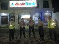 Patroli Malam Hari, Polsek Asemrowo Pantau Situasi Keamanan Wilayah