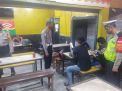 Polsek Krembangan Gelar Operasi Masker di Warkop & Cafe, Stop Penyebaran Covid-19