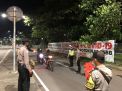Hentikan Penyebaran Virus Corona, Polsek Kenjeran Gencar Lakukan Operasi Penertiban Masker