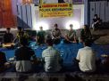 Kapolsek Krembangan Pimpin Cangkrukan Senin Militan Bersama Warga Dupak