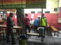 Polsek Krembangan Gelar Operasi Jam Malam & Penertiban Masker di Warung-Warung