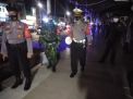 Polsek Semampir Gelar Operasi Jam Malam, Sasar Warung-Warung & Toko