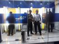 Pantau Keamanan Kantor Bank, Satsabhara Polres Tanjung Perak Lakukan Patroli Malam