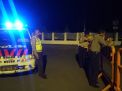 Unit Lantas & Unit Sabhara Polsek Kenjeran Gelar Patroli Malam di Jembatan Suroboyo