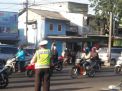 Antisipasi Macet Total, Unit Lantas Polsek Krembangan Lakukan Pengaturan