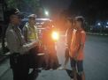 Kapolsek Asemrowo Gelar Patroli Mobile di Malam Hari, Antisipasi Tawuran & Begal Motor