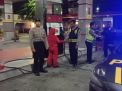 Antisipasi Kerawanan di SPBU, Polsek Asemrowo Lakukan Patroli Malam