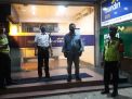 Pantau Keamanan Perbankan, Polsek Pabean Cantikan Gelar Patroli Malam