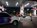 Gelar Patroli di SPBU, Polsek Pabean Cantikan Sampaikan Waspada Kriminalitas