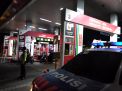 Polsek Pabean Cantikan Gelar Patroli Malam di SPBU, Titip Pesan Waspada Terhadap Uang Palsu