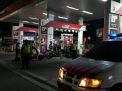 Polsek Pabean Cantikan Gelar Patroli Malam, Sampaikan Himbauan Waspada Uang Palsu Kepada Pekerja SPBU