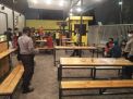 Stop Penyebaran Covid-19, Polsek Krembangan Lakukan Operasi Penertiban Masker di Warkop & Cafe